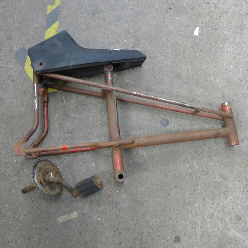 2098 - A Raleigh Tomahawk frame, seat and crank