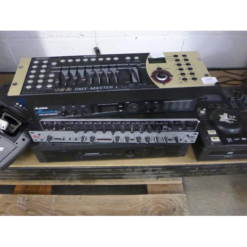 2167 - A DJ bundle: a double CD mixer deck, a Samson studio amplifier Servo-170, a DBX mic pre-amp processo... 