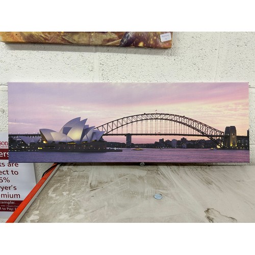 2107 - 2 Canvas prints of Marvel and Sydney Opera House