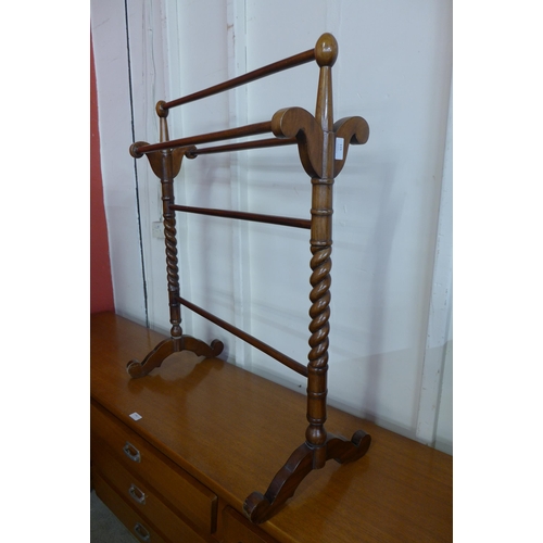 115 - A Victorian mahogany barleytwist towel rail