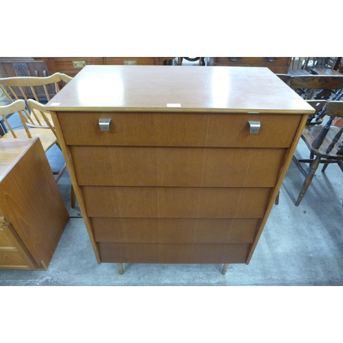 87 - An Avalon Yatton teak chest of drawers