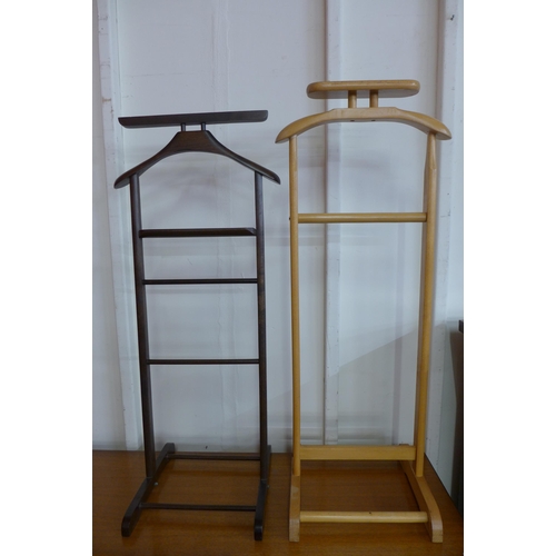 90 - Two gentleman's beech valet stands