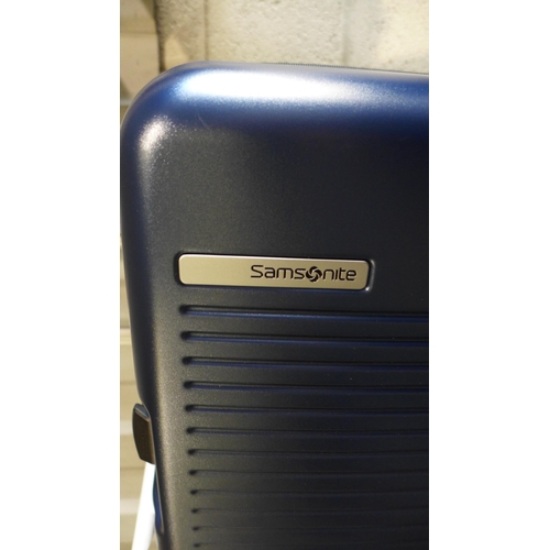 3003 - Samsonite Amplitude Large hardside Luggage Case (298-166) *This lot is subject to VAT