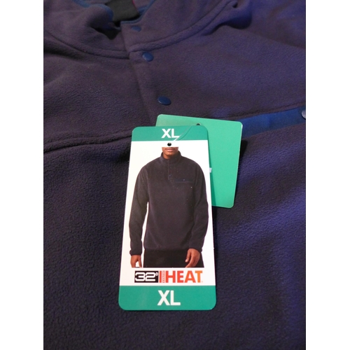 3020 - Quantity of men's 32° Heat navy fleeces - mainly size XL * this lot is subject to VAT