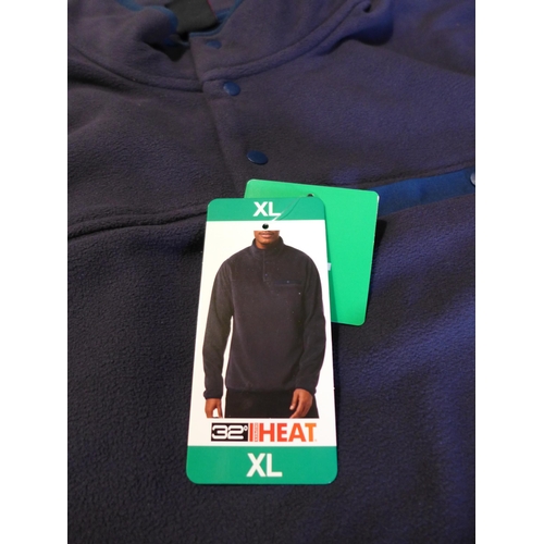 3021 - Quantity of men's 32° Heat navy fleeces - mainly size XL * this lot is subject to VAT