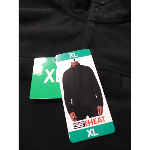 3026 - Quantity of men's 32° Heat black fleeces - mainly size XL * this lot is subject to VAT