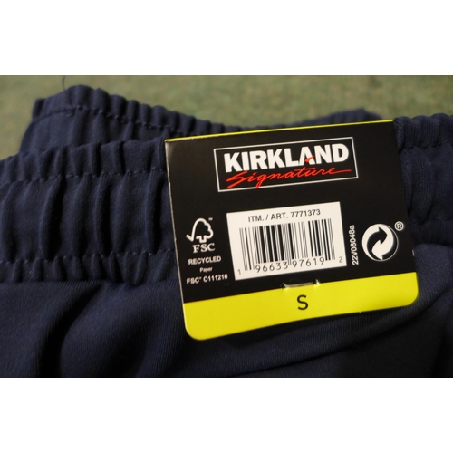 3036 - Assorted men's Kirkland Signature joggers - mixed colours and sizes * this lot is subject to VAT