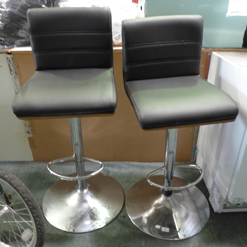 3051 - A Pair Of Wooden Gas lift Barstools - Bayside Furnishings  (298-236) *This lot is subject to VAT