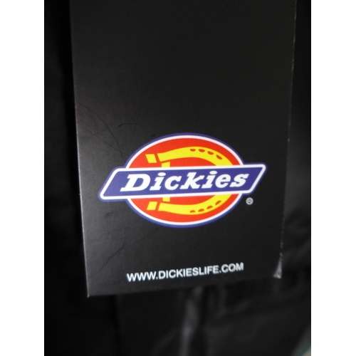 3063 - Three men's Dickie's black utility bodywarmers - mixed sizes * this lot is subject to VAT