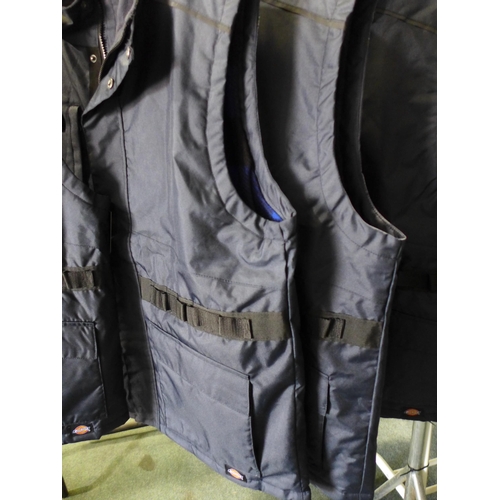 3072 - Four men's Dickie's navy utility bodywarmers - size XL * this lot is subject to VAT