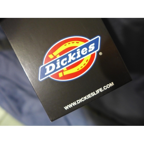 3079 - Three men's Dickie's navy utility bodywarmers - size XL * this lot is subject to VAT