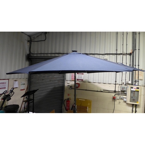 3082 - 10Ft Auto Tilt Umbrella with Led lights - No Battery and a Sunvilla Umbrella Base, original RRP £139... 