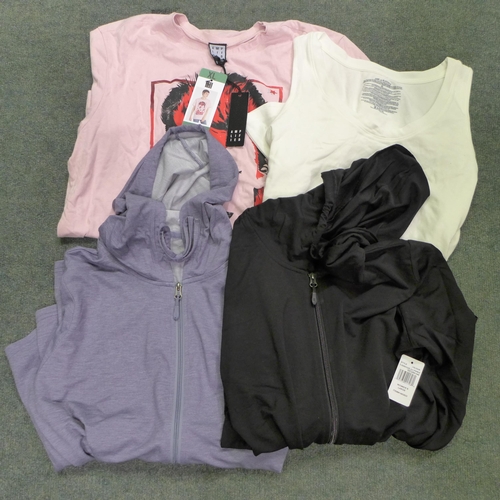 3098 - Mix lot of women's casual clothing - various sizes/styles/colours * this lot is subject to VAT