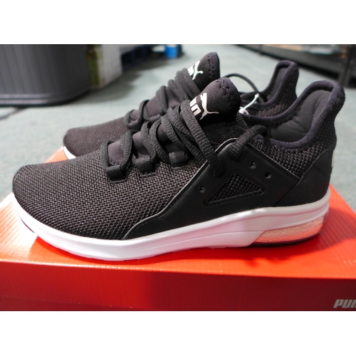 3177 - Pair of Women's Black Puma Trainers - UK size 4 * this lot is subject to VAT