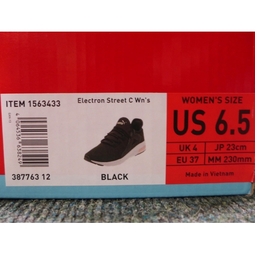 3180 - Pair of Women's Black Puma Trainers - UK size 4 * this lot is subject to VAT