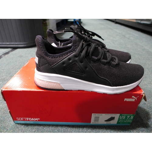 3182 - Pair of Women's Black Puma Trainers - UK size 5 * this lot is subject to VAT