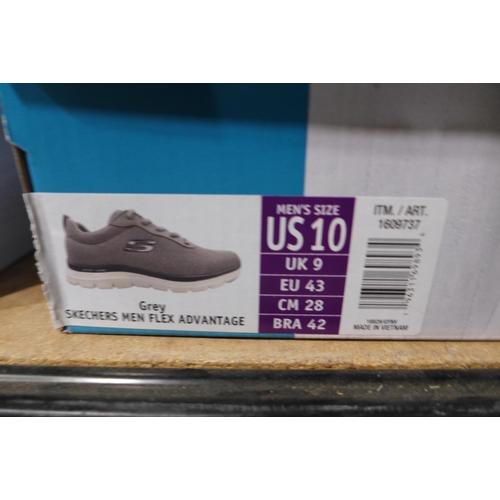 3241 - Pair of Men's Grey Skechers Trainers - UK Size: 9 * this lot is subject to VAT