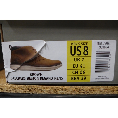 3245 - Pair of Men's Brown Skechers Boots - UK Size: 7 * this lot is subject to VAT