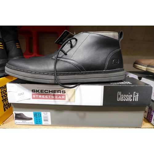 3247 - Pair of Men's Black Skechers Boots - UK Size: 11 * this lot is subject to VAT