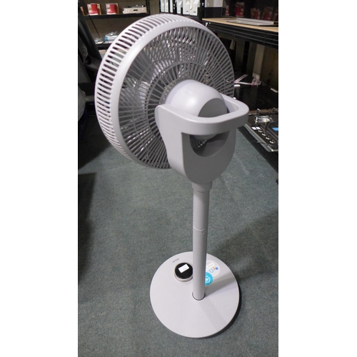 3254 - Duux Smart Pedestal Fan, original RRP £99.99 + VAT (298-376) *This lot is subject to VAT