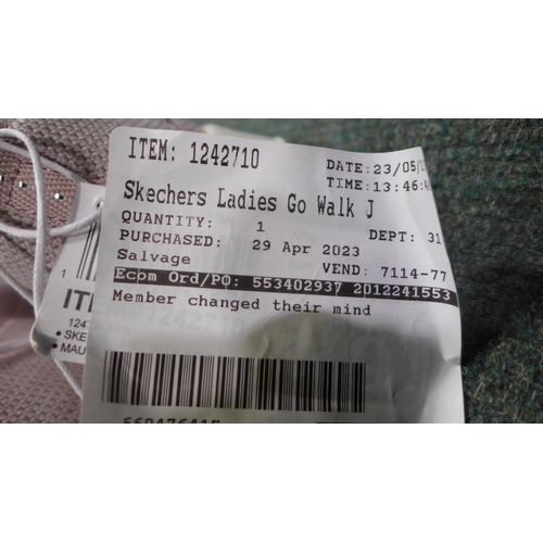 3261 - Two Pairs of Women's Skechers Black (5.5) & Pink (6) * this lot is subject to VAT