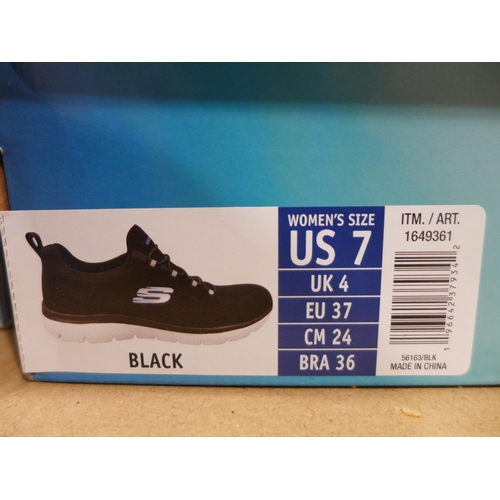 3266 - Pair of Women's Black Skechers - UK Size: 4 * this lot is subject to VAT