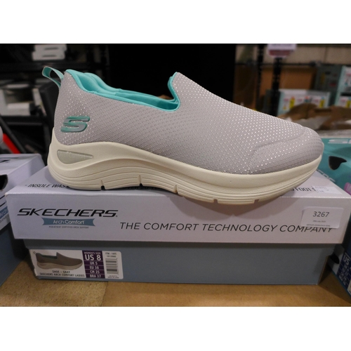 3267 - Pair of Women's Grey Slip-On Skechers - UK Size: 5 * this lot is subject to VAT