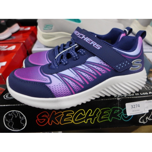 3274 - Pair of Children's Purple Skechers Trainers - UK Size: 2