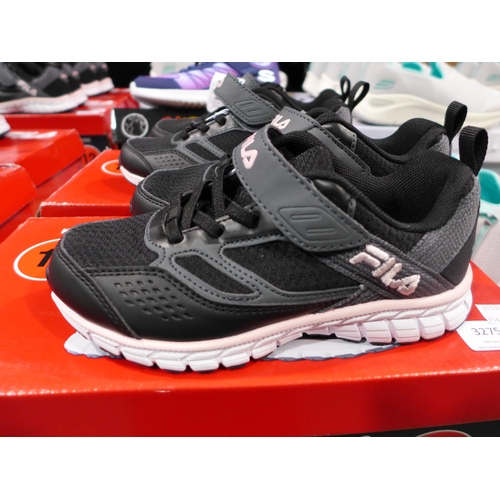 Black and pink fila hot sale trainers