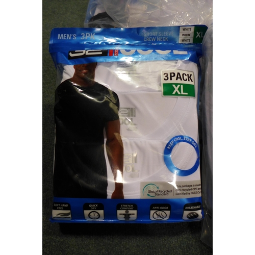 3285 - Quantity of Men's Clothing Incl: Mainly T-Shirt Packs - various sizes/styles/colours * this lot is s... 