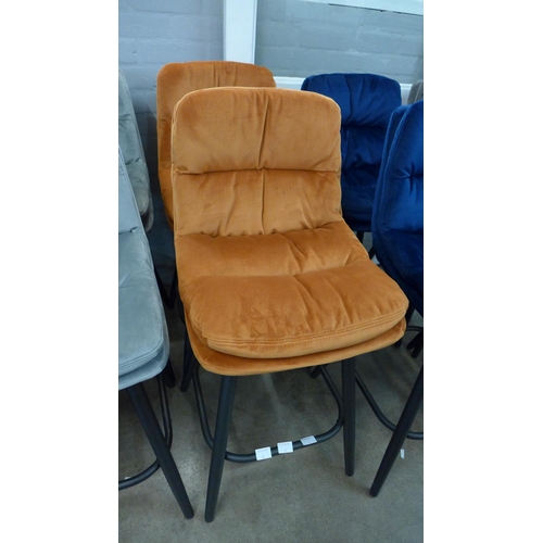 1326 - A pair of Enderson orange velvet bar stools