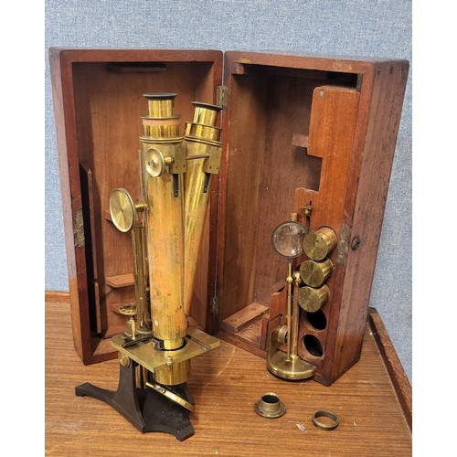 311 - A Victorian brass microscope, signed Smith, Beech & Beck, 31 Cornhill, London, 3643, in mahogany cas... 