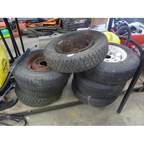 2393 - 7 Trailer wheels