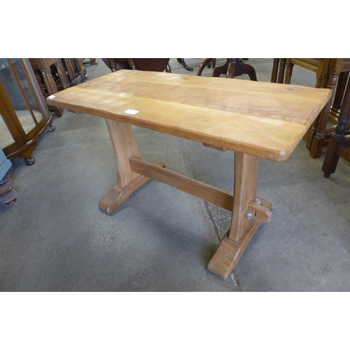 160 - A Cotswold School oak coffee table