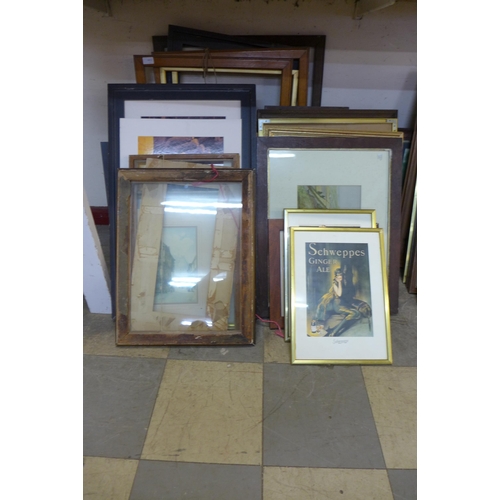 281B - A large collection of pictures, prints, oak picture frames, etc.