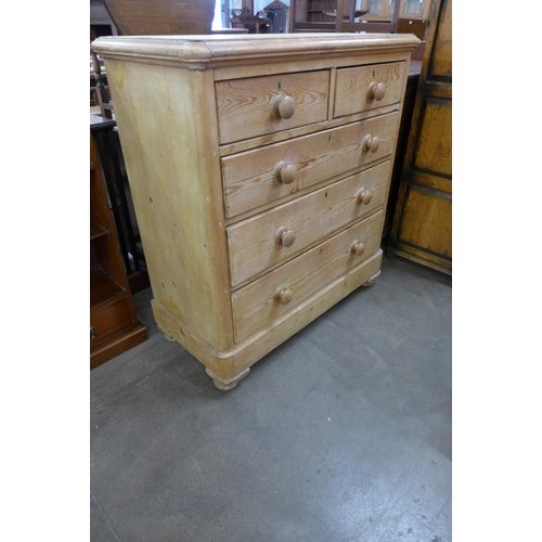 93 - A Victorian pine chest of drawers