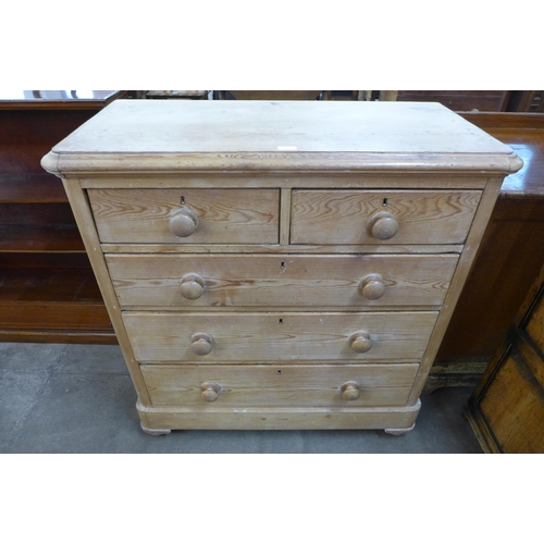 93 - A Victorian pine chest of drawers