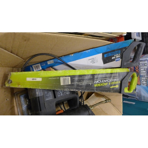 2027 - A job lot of assorted tools including Black and Decker jigsaw BD755PE, Laser front wheel bearing pul... 