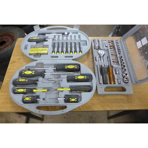 2040 - A socket set and a screwdriver set