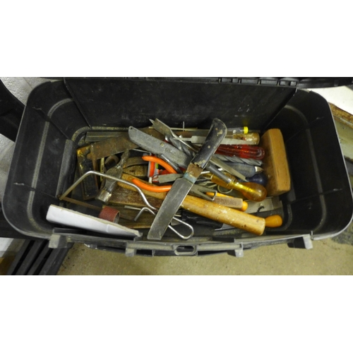 2075 - A Roebuck mobile tool box with assorted hand tools, 2 saw dogs and a Magic mitre