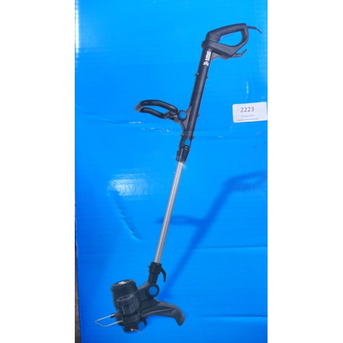 2223 - A Macallister MGT60030 electric strimmer, boxed