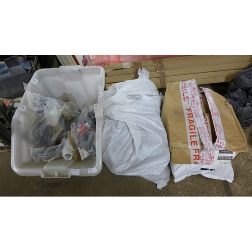 2320 - A mixed box of plumbing supplies, a large quantity of wire ties, a box of grit blasting grit, kiln d... 