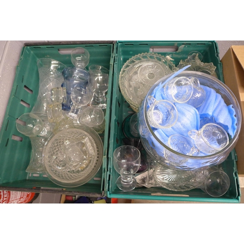 1114 - A collection of assorted glassware including a punch bowl, comports, etc. **PLEASE NOTE THIS LOT IS ... 