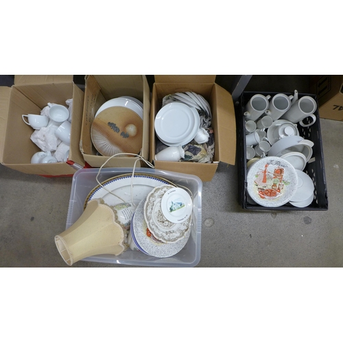 1139 - A collection of assorted china and crockery **PLEASE NOTE THIS LOT IS NOT ELIGIBLE FOR POSTING AND P... 