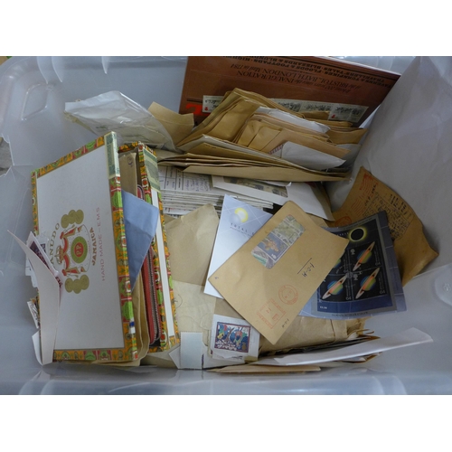 716 - Stamps; World accumulation in a box, all reigns, large quantity, also some Society Approval books