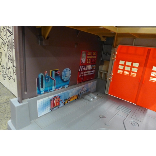 795 - A Ghostbusters Fire Station, boxed