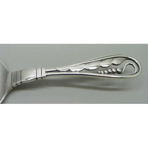 892 - A silver Georg Jensen cake slice, London import mark for 1959, 65g, 20cm