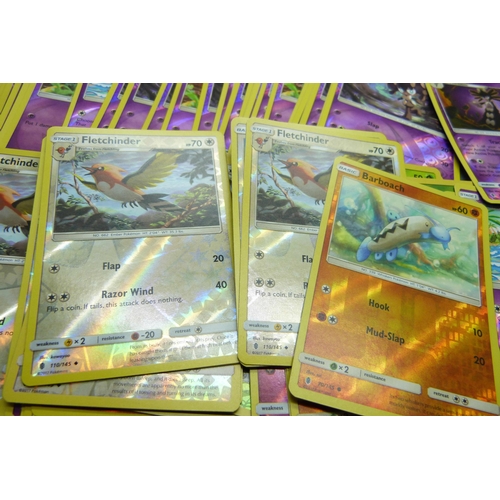 914 - 100 Reverse holographic Pokemon cards, 2017 and 2018