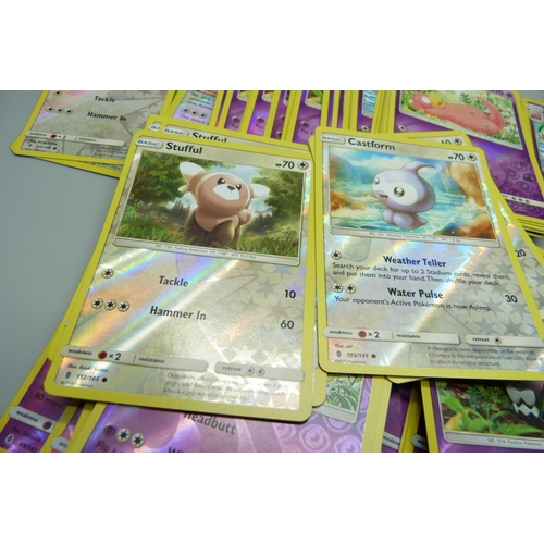 914 - 100 Reverse holographic Pokemon cards, 2017 and 2018