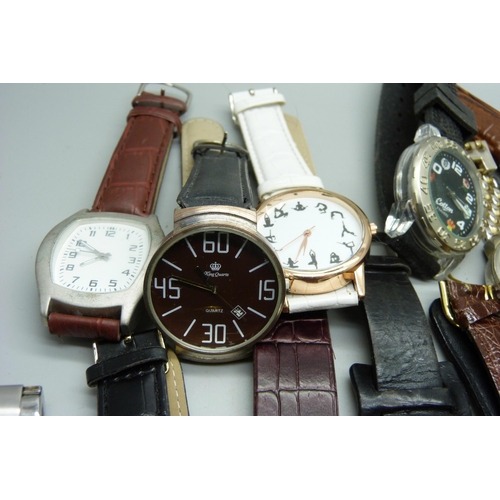 938 - Assorted fashion wristwatches